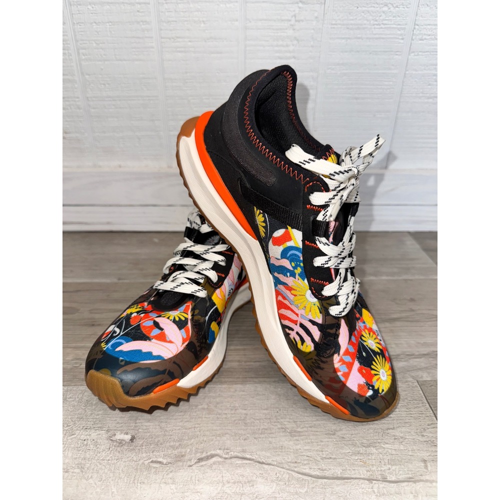 The North Face VECTIV Taraval Women 7.5 Multi Color Floral IWD Sneakers NF0A5LY8